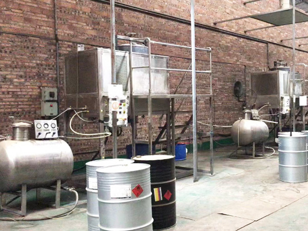 溶劑回收機(jī)客戶案例